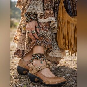 MERRELL luxe Mary Jane Otter clogs comfort shoes size 10.5 tan brown Rare